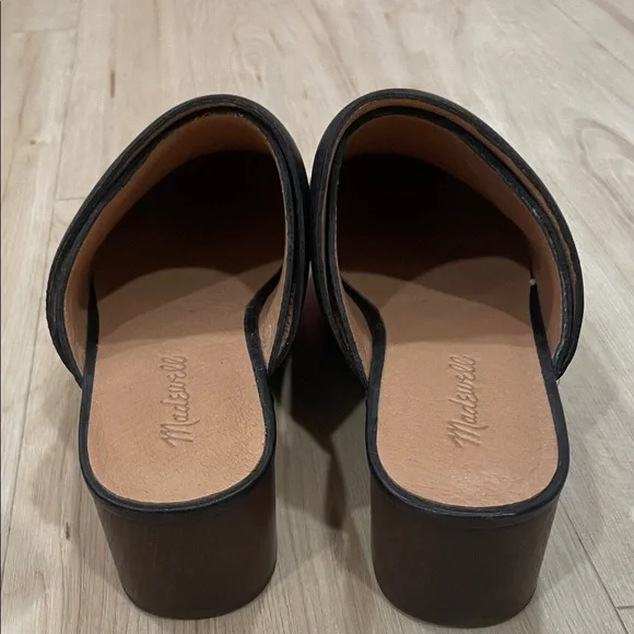 Madewell Black Leather Slip-On Clogs - Picture 3 of 5